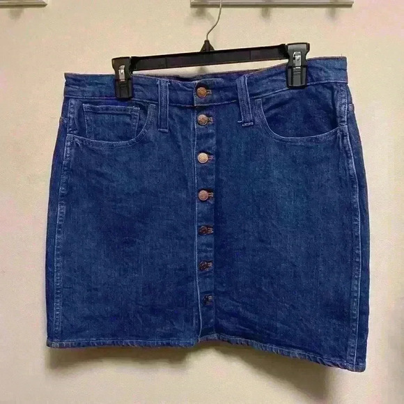 Madewell button down denim skirt - Picture 1 of 3
